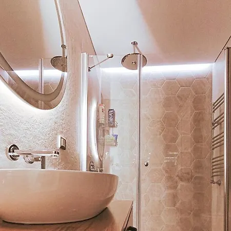 2bedroom And At Taksim With Free Parking *